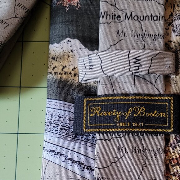 Rivitz of Boston New England Scenery Map Silk Tie - Picture 7 of 9